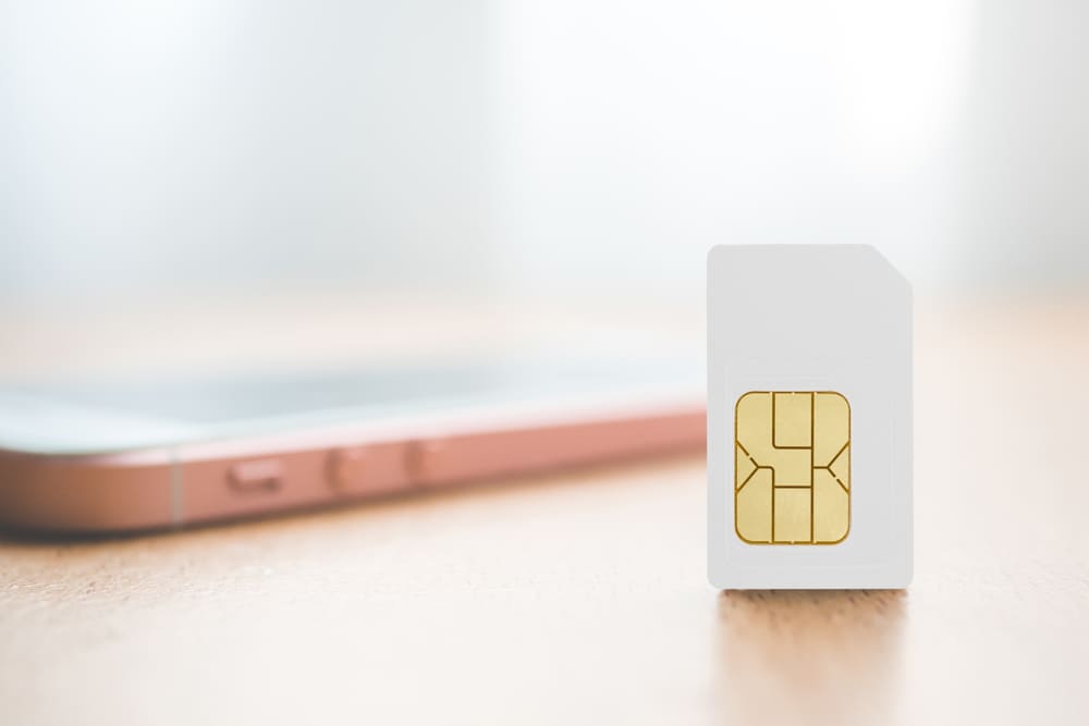 are sim cards universal