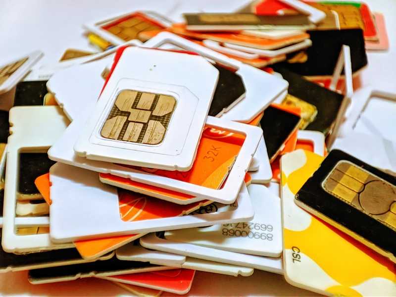 using other carriers’ SIM cards
