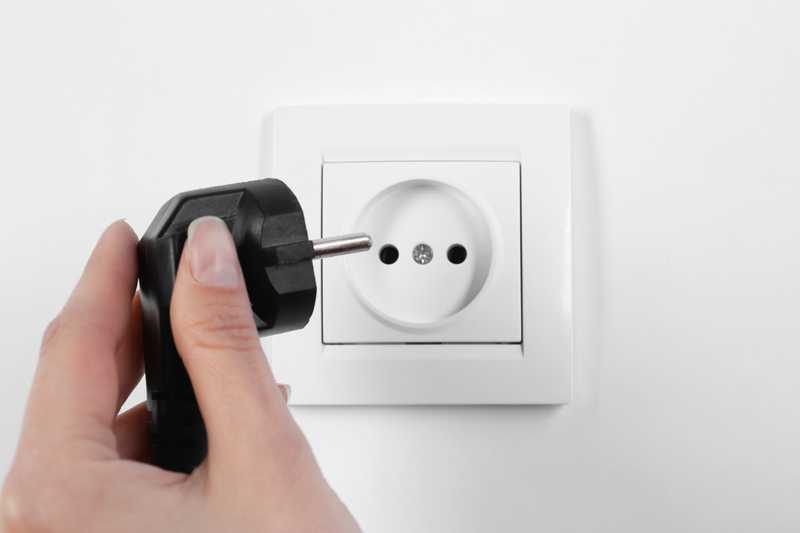 power cord and unplug it from the outlet to reboot