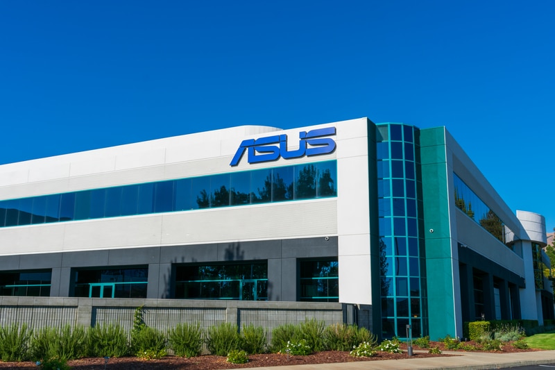 Manufacturers of the status ASUS